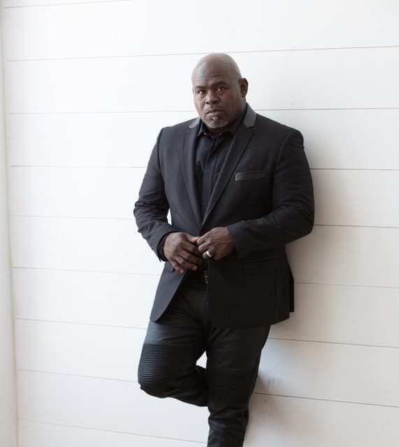David Mann's artist profile image