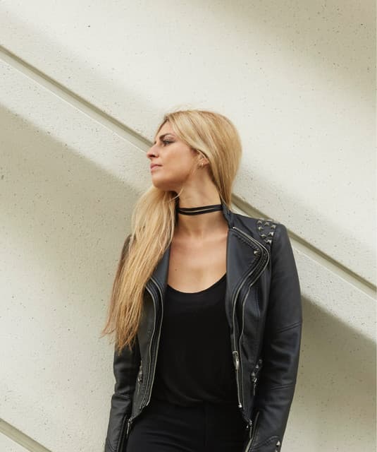 PHI NIX artist profile image