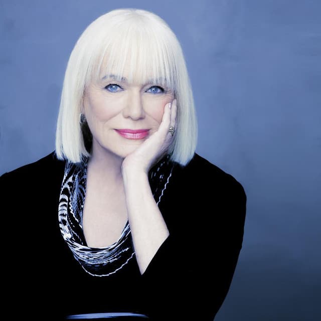 Sylvia Bennett artist profile image