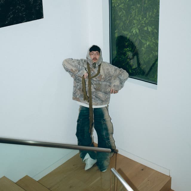 Hojean artist profile