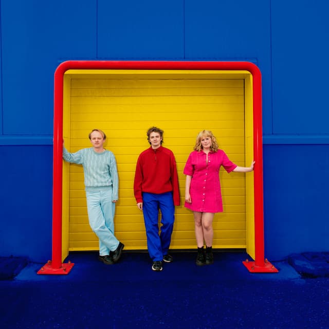 Pip Blom artist profile image