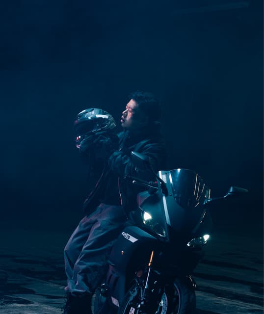 Ethan Low artist profile image
