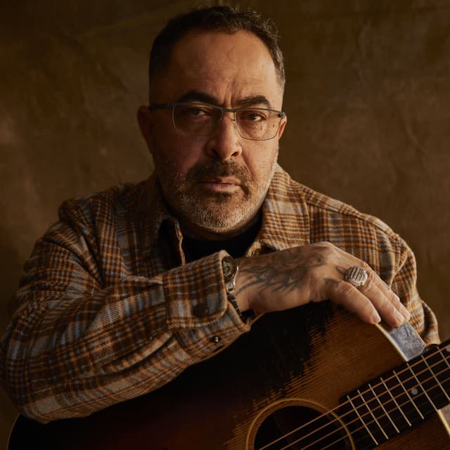 Aaron Lewis's artist profile image