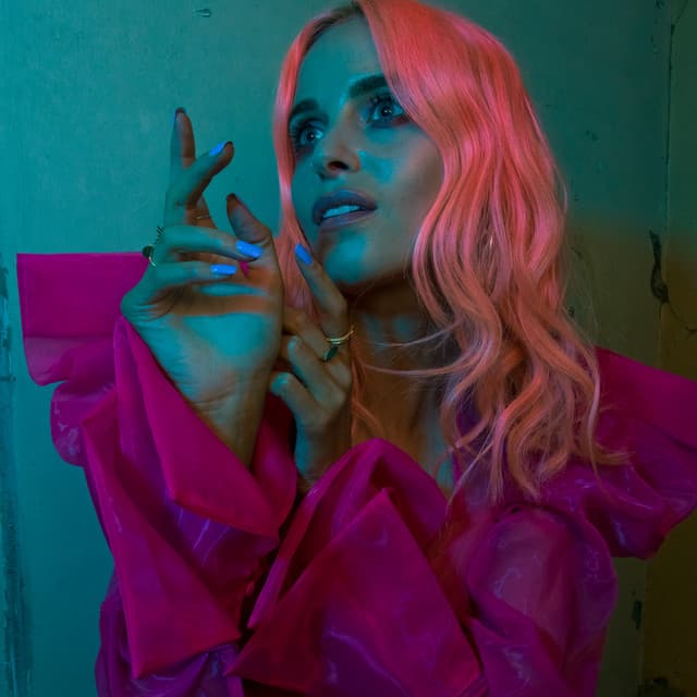 Kyla La Grange artist profile image