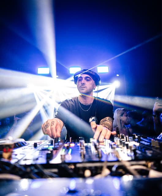 Agustin Pietrocola artist profile image