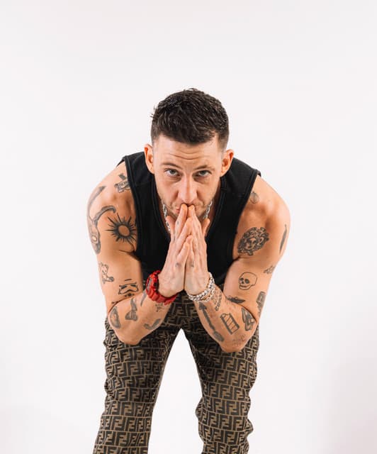 Example artist profile image