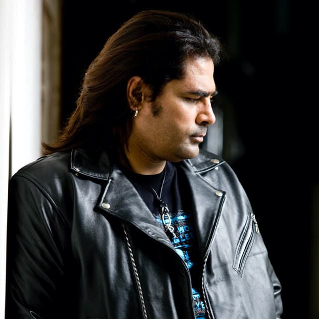Shafqat Amanat Ali profile