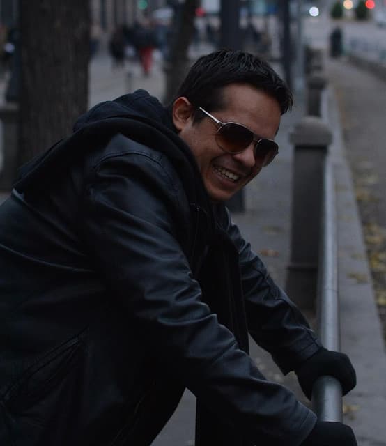 Kamilo Sanclemente artist profile image