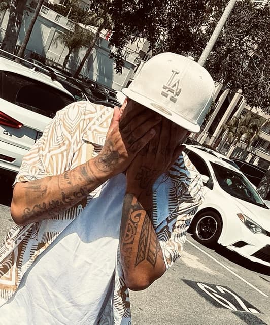 2wavybaby artist profile image