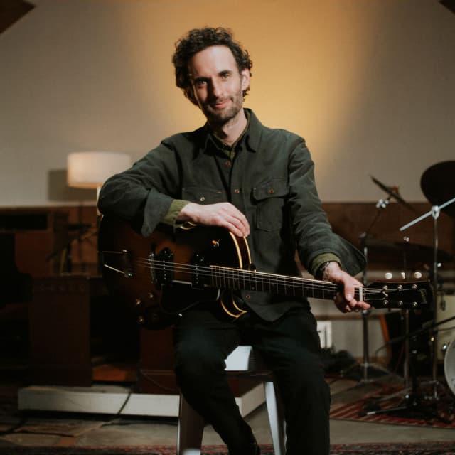 Julian Lage's artist profile image