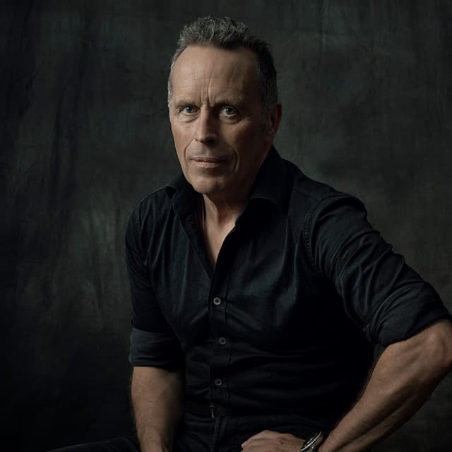 Mark Seymour profile