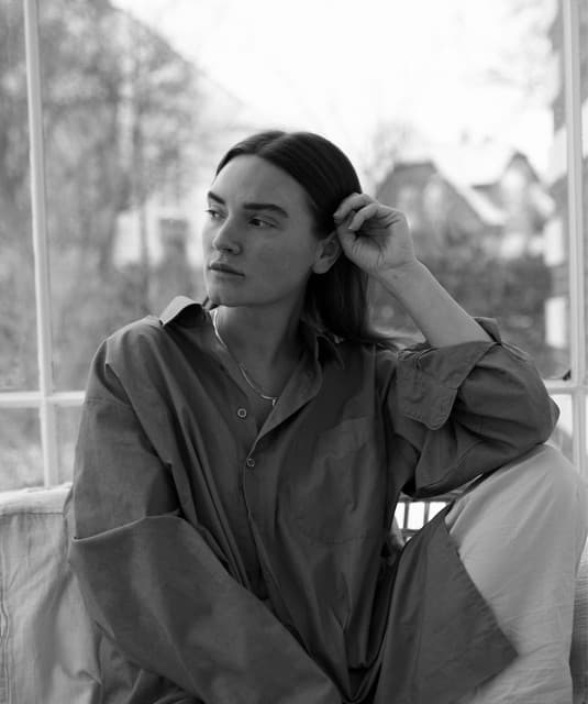 Emilie Schiøtt artist profile image