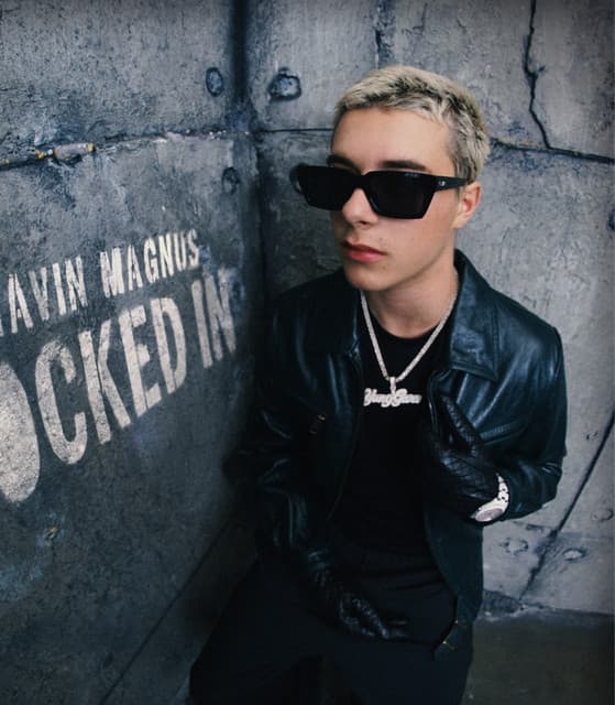 Gavin Magnus artist profile image