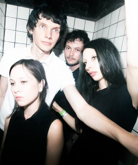 Starling artist profile