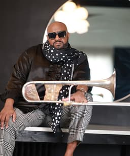 Jeff Bradshaw's artist profile image