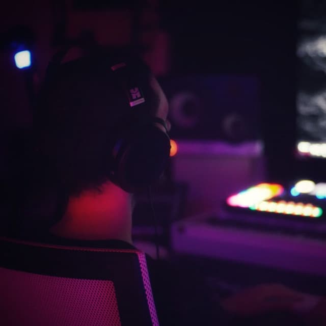 Lenny Loops artist profile image