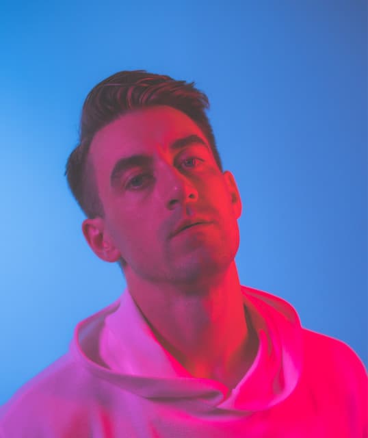 Courier artist profile image