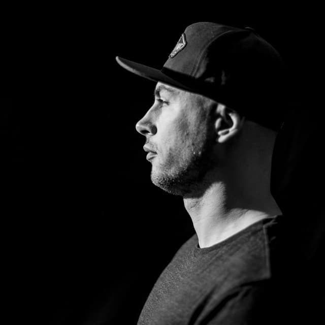 Thomas Schwartz artist profile image