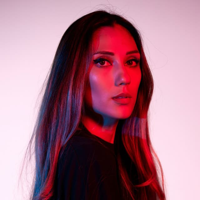 Manda Moor artist profile image