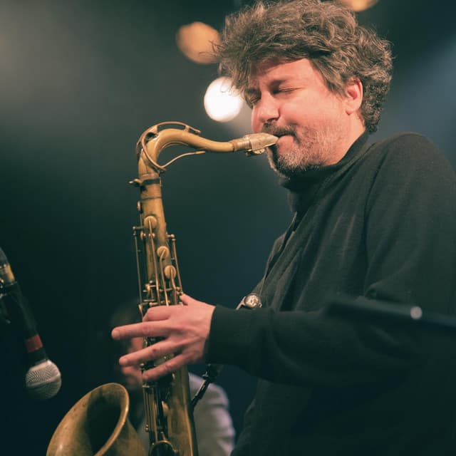 Laurent Bardainne artist profile image