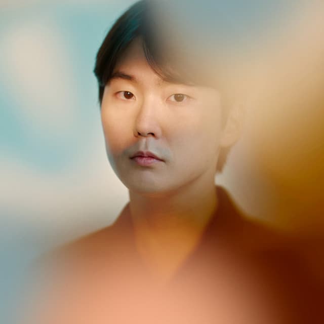 Seong-Jin Cho's artist profile image