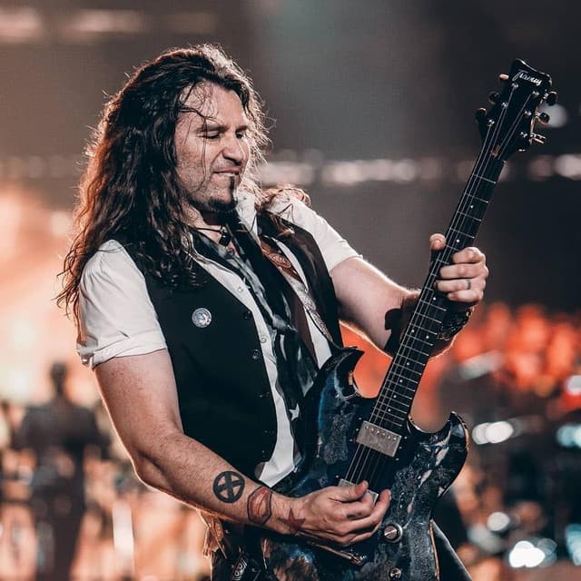 Phil X & The Drills artist profile image