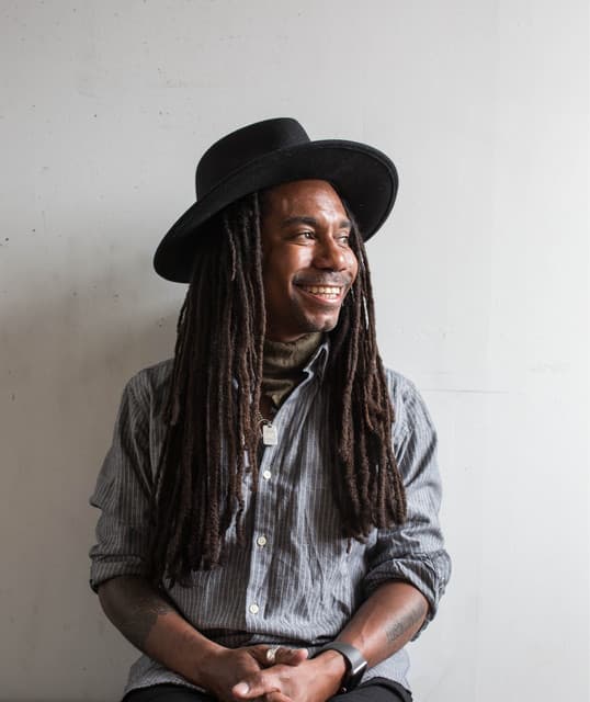 Julian Taylor artist profile