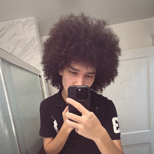 HR's artist profile image