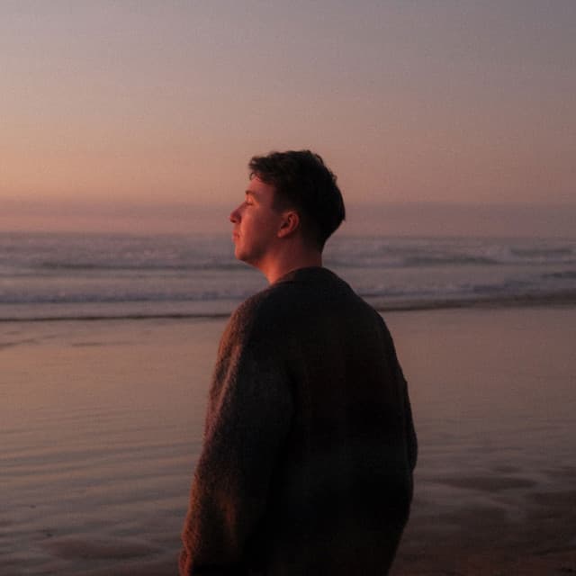 Jonathan Ogden artist profile image