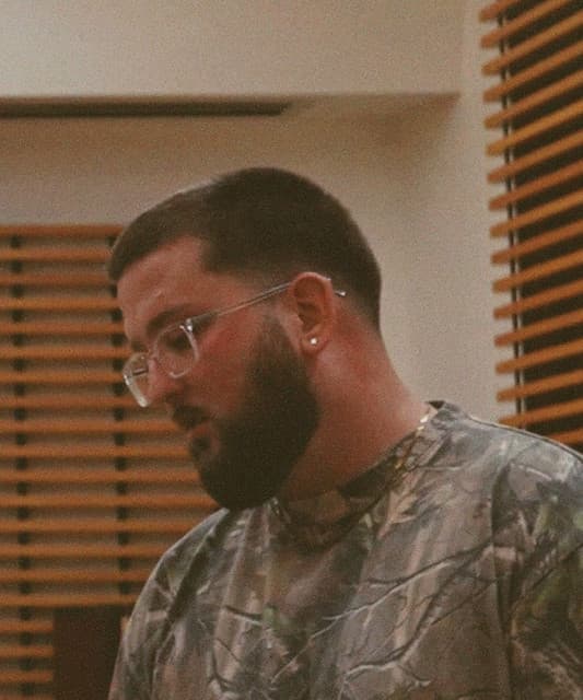 Saint James artist profile image