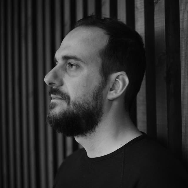 Simos Tagias artist profile image