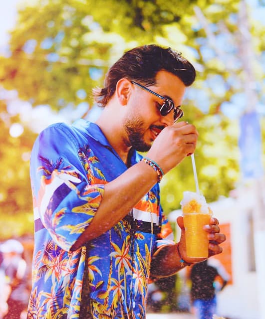 Victor Muñoz artist profile image