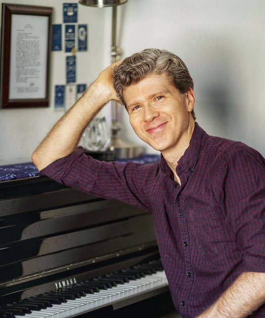 Will Reynolds artist profile image