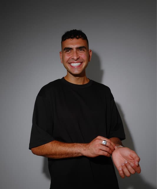 Sammy Virji's artist profile image