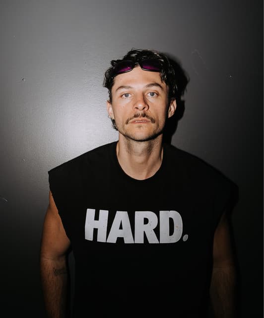Jake Shore artist profile