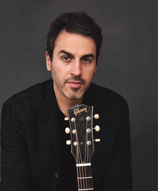 Ari Hest's artist profile image