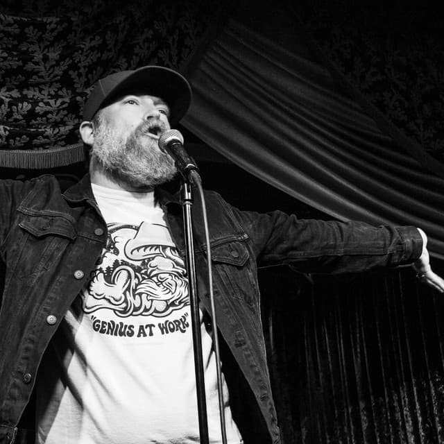 Kyle Kinane's artist profile image