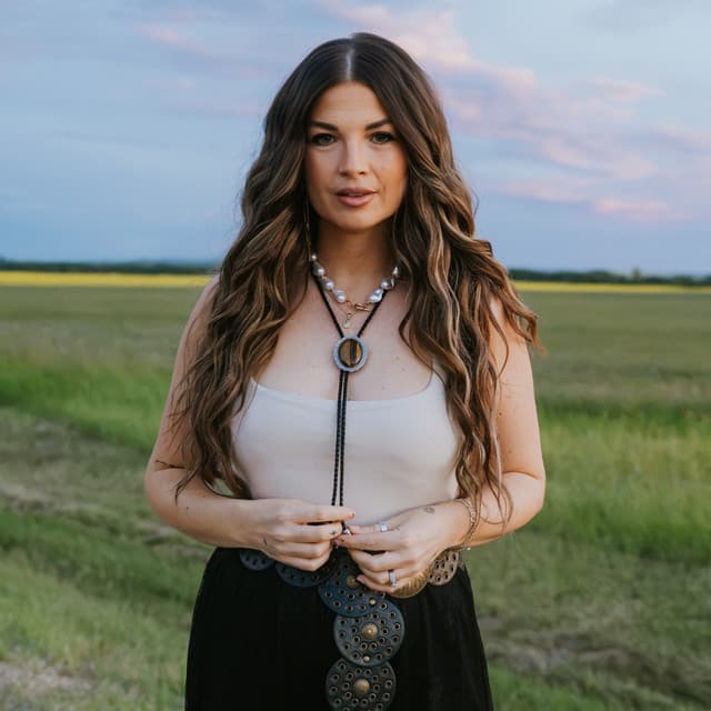 Jess Moskaluke artist profile