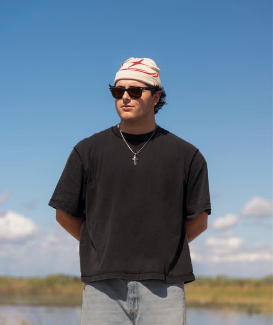 Leondis's artist profile image