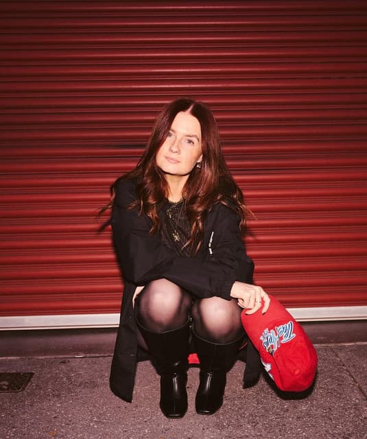 Mell Hall artist profile image