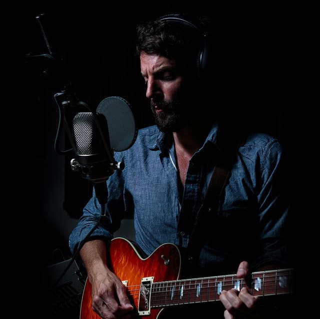 Ray LaMontagne's artist profile image