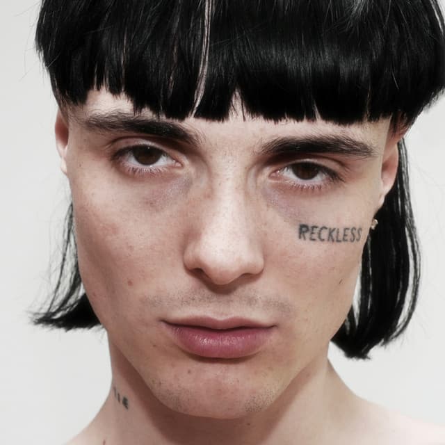 Aime Simone artist profile image