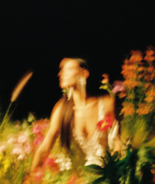 Sinéad Harnett artist profile image