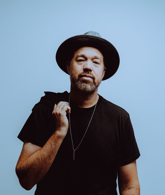 Eric Krasno's artist profile image