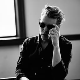 Anderson East's artist profile image