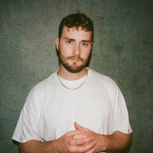 Sam Wills artist profile image