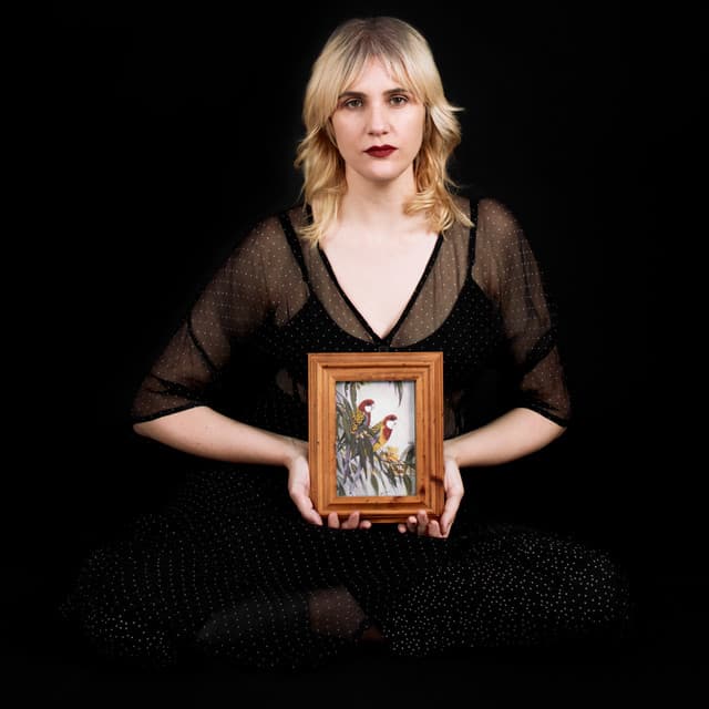 Laura Jean artist profile image