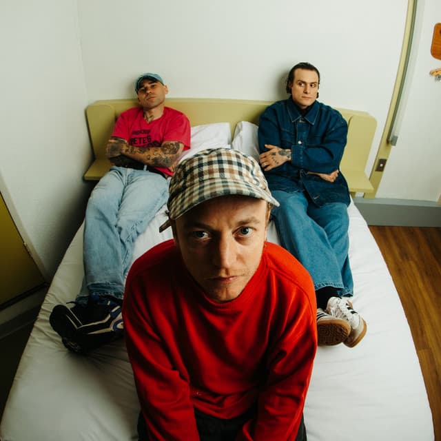 DMA'S artist profile