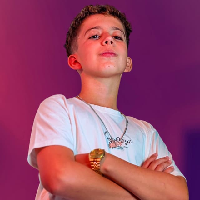 Young Jye artist profile image