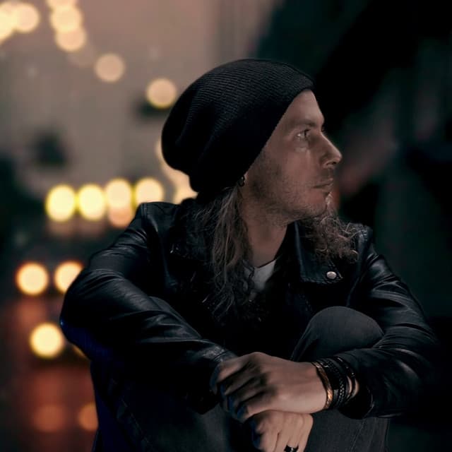 Stanley June artist profile image